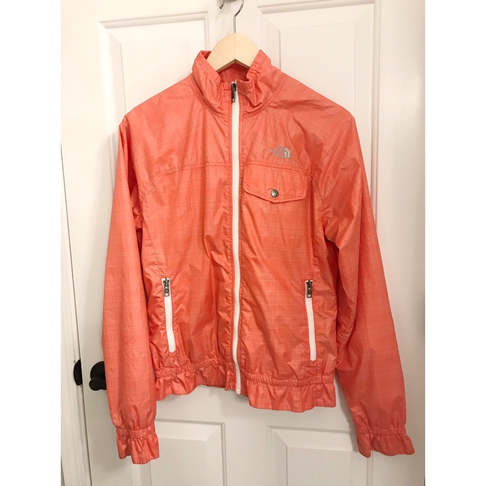 North Face Windbreaker. Peach. Small